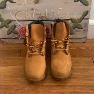 Timberland Boot Boys size 7 Barely used.